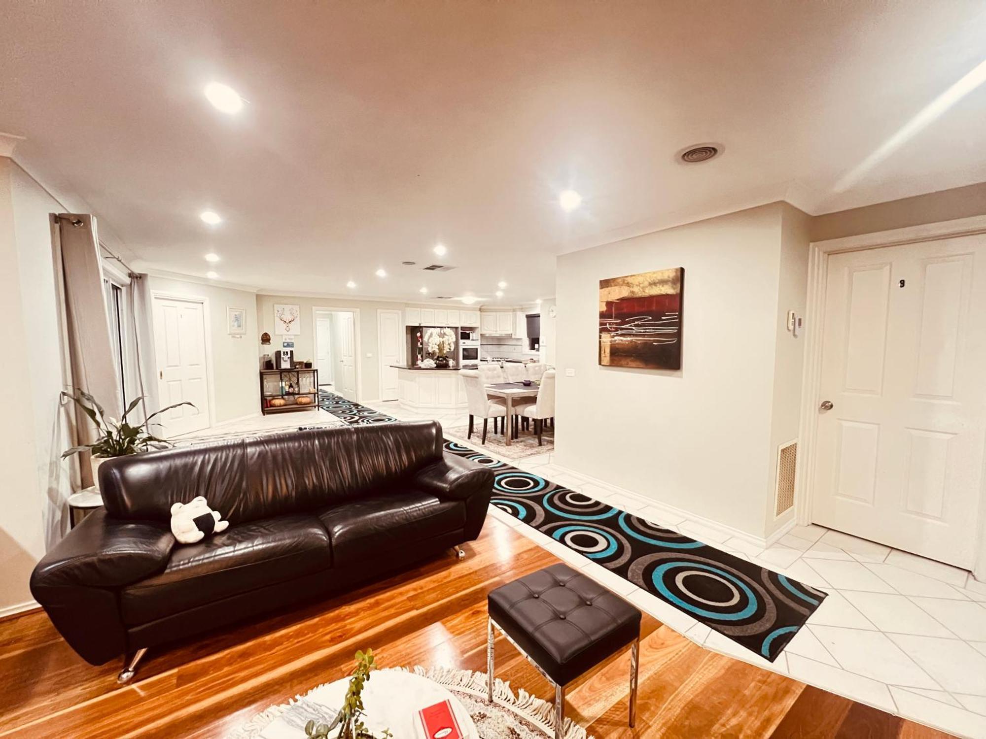 Spacious 6 Bedroom Holiday Home 15 Min Away From Melbourne Airport Sydenham Экстерьер фото