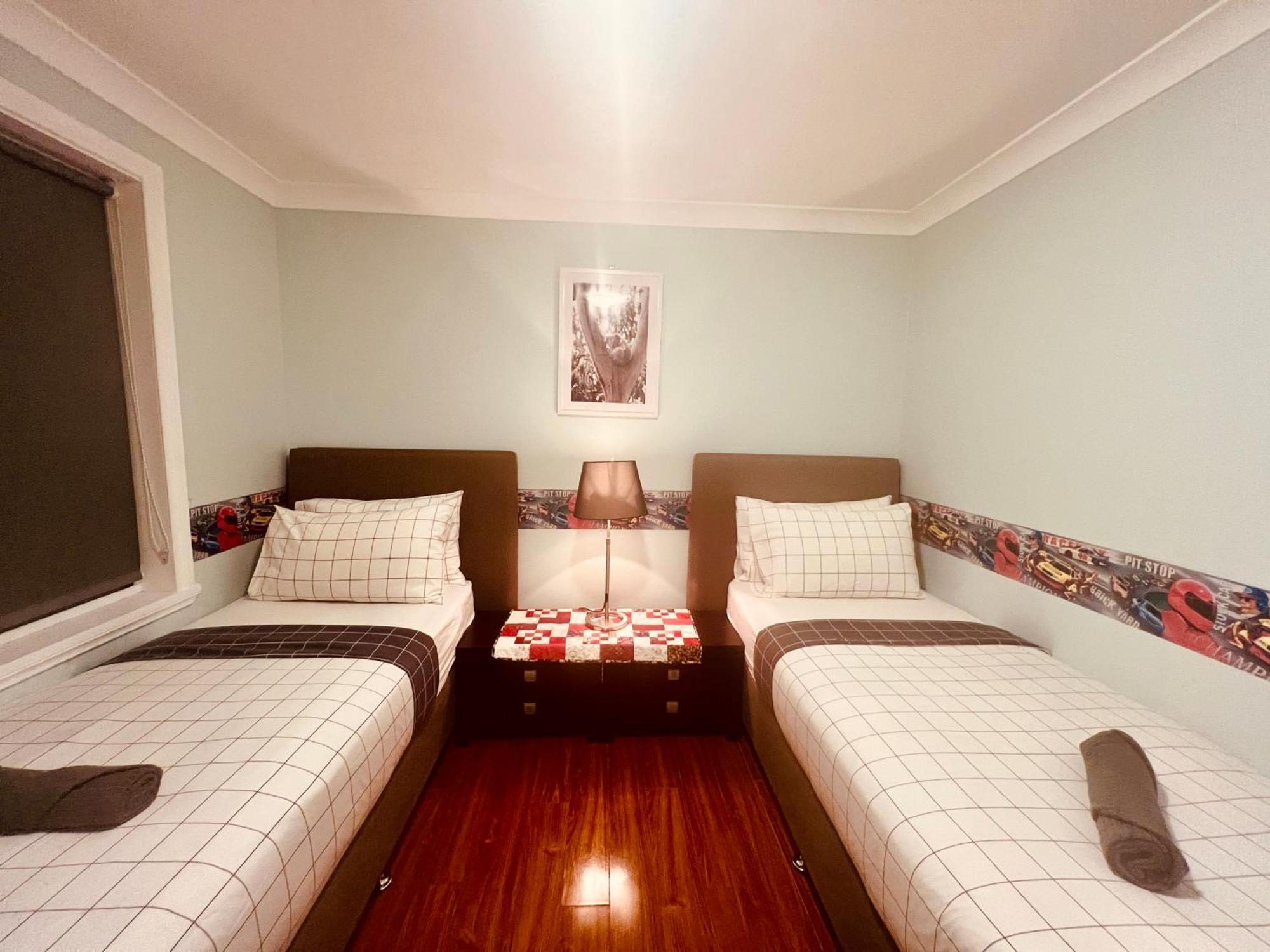 Spacious 6 Bedroom Holiday Home 15 Min Away From Melbourne Airport Sydenham Экстерьер фото