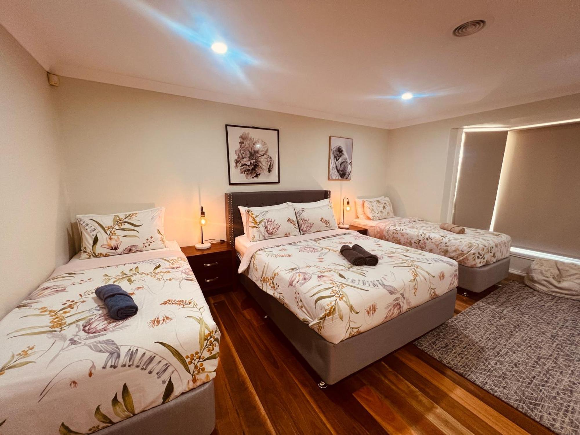 Spacious 6 Bedroom Holiday Home 15 Min Away From Melbourne Airport Sydenham Экстерьер фото
